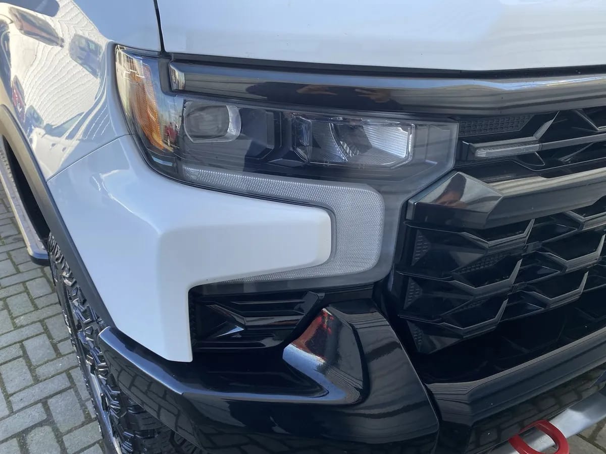 Chevrolet Silverado 6.2 Zr2 4x4 At 4p año 2023