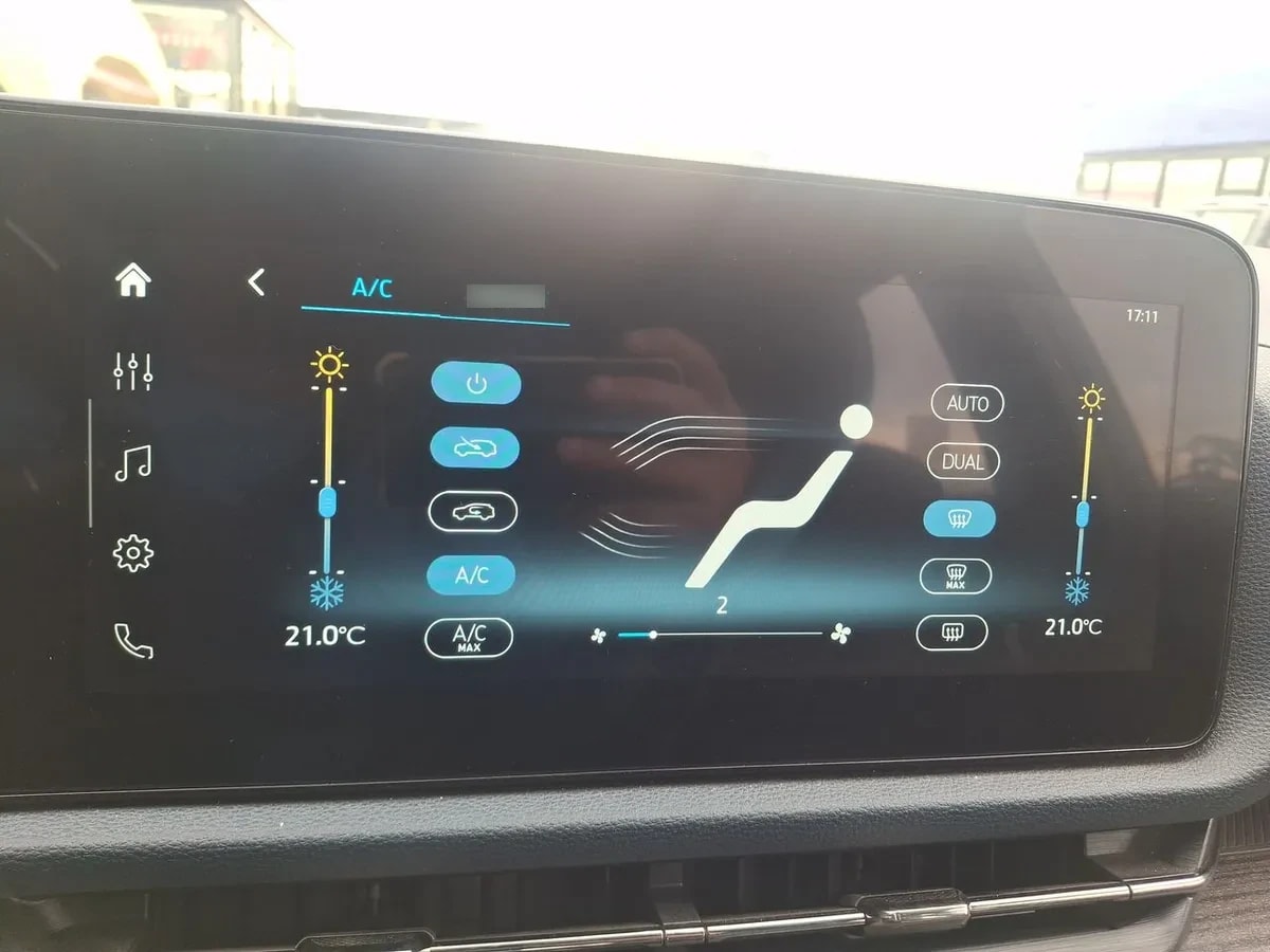 Ford Territory 1.5 Titanium 4x2 At 5p año 2024