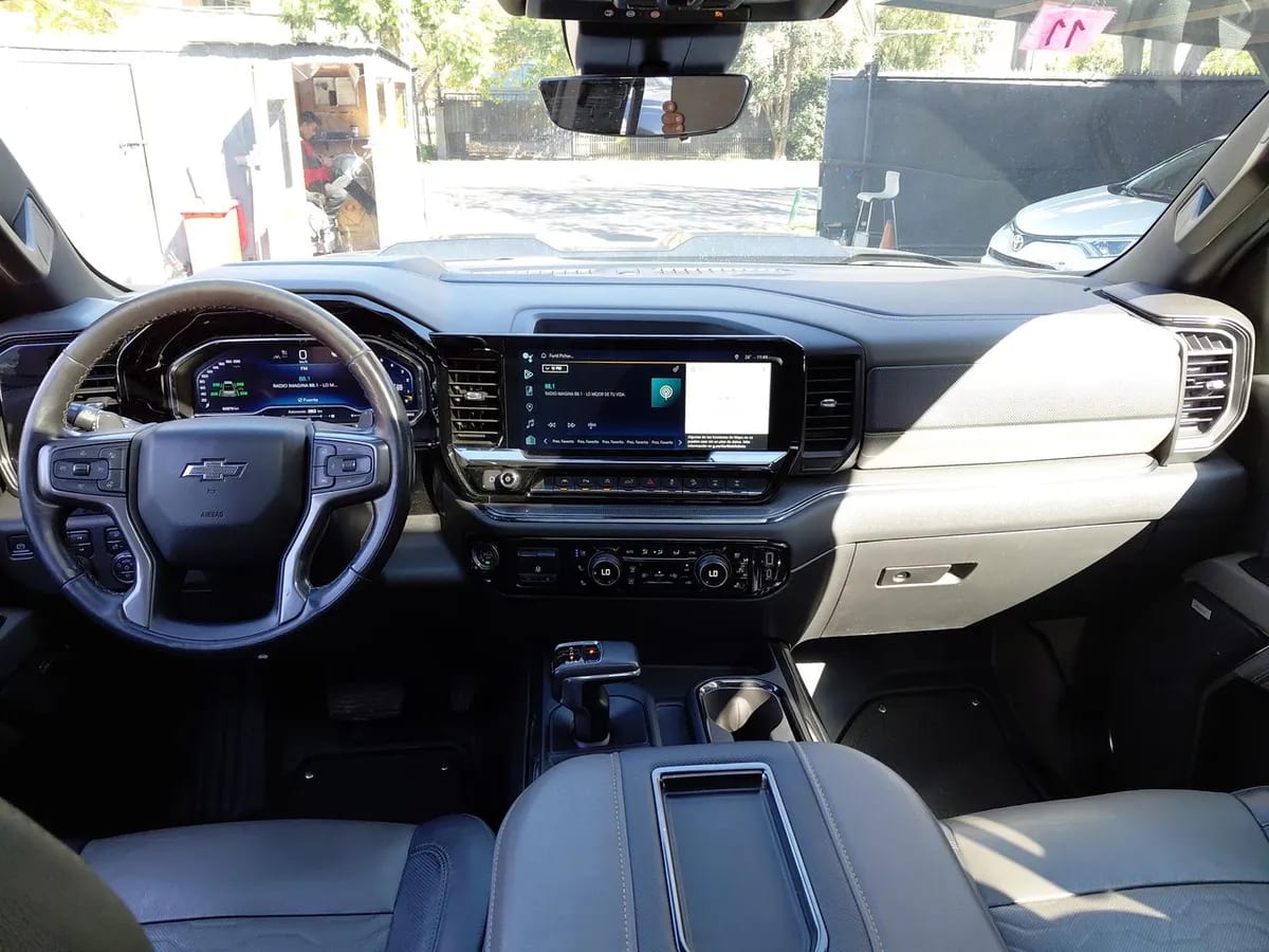 Chevrolet Silverado 6.2 Zr2 4x4 At 4p año 2023