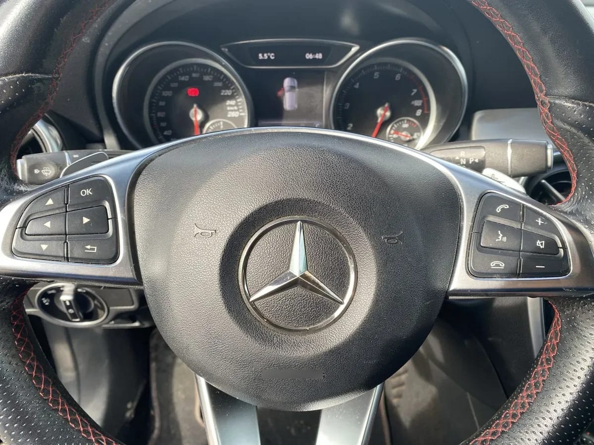 Mercedes-Benz Gla 250 2.0 4matic 4x4 At 5p año 2019