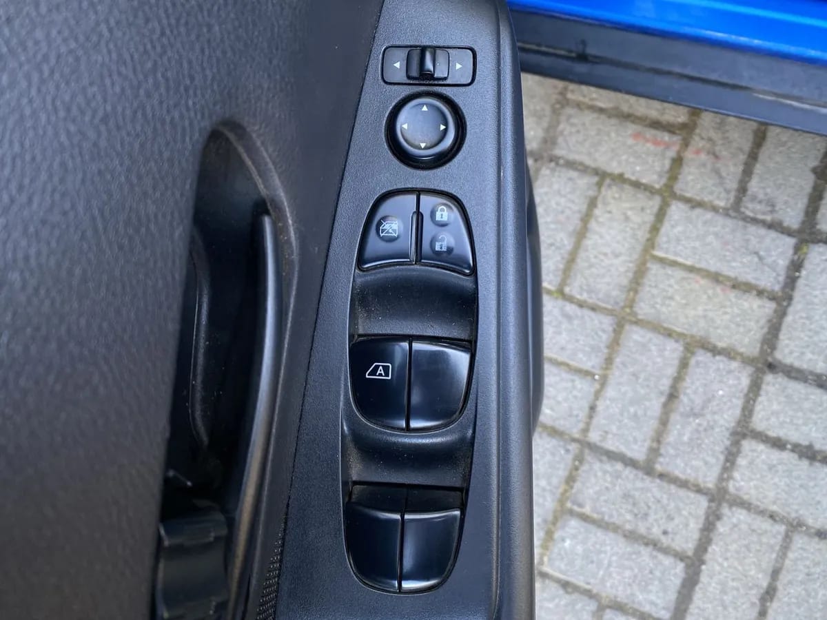 Nissan Kicks 1.6 Sense 4x2 Mt 5p año 2024
