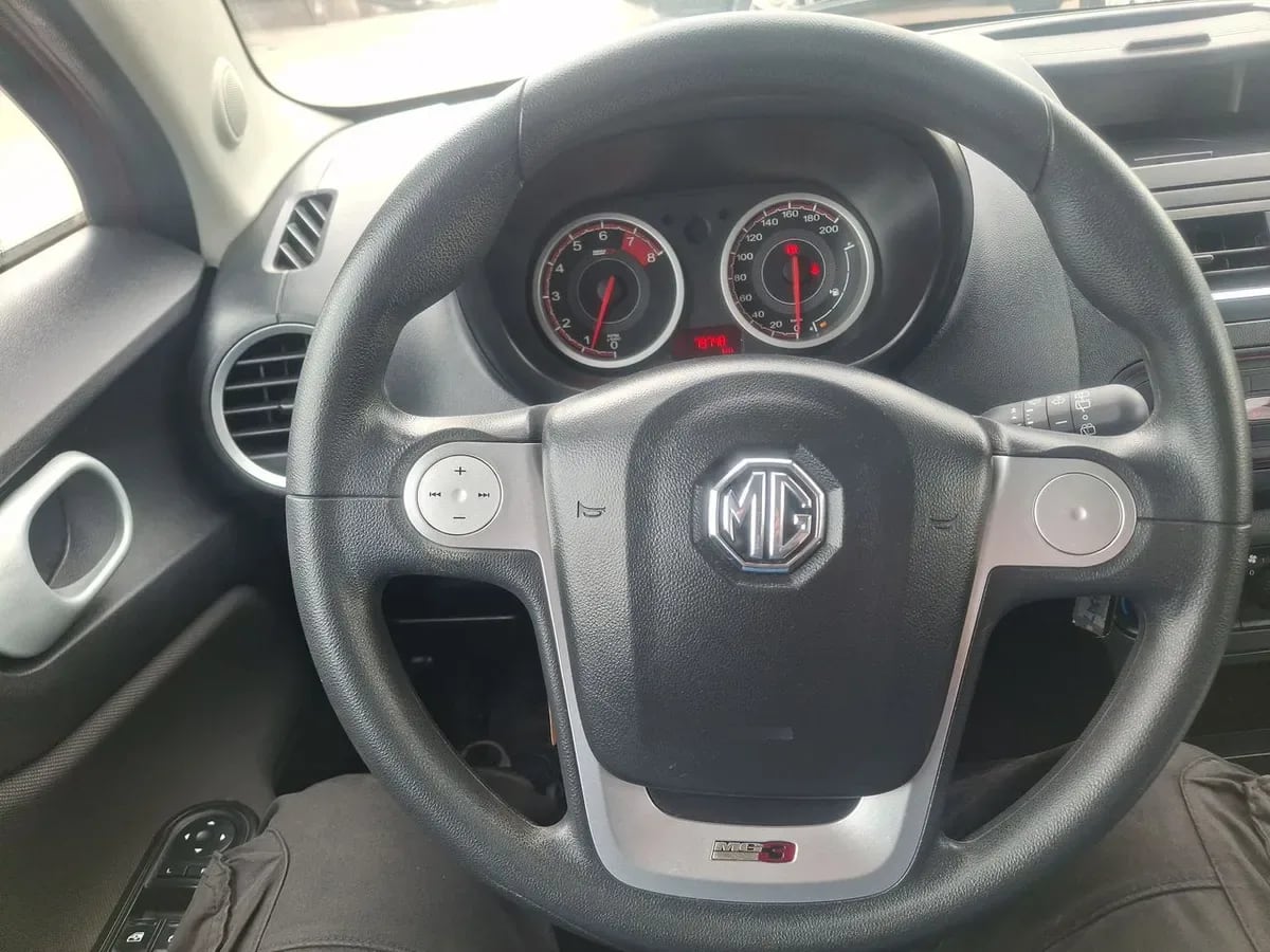 MG 3 1.5 Std 4x2 Hb Mt 5p año 2019