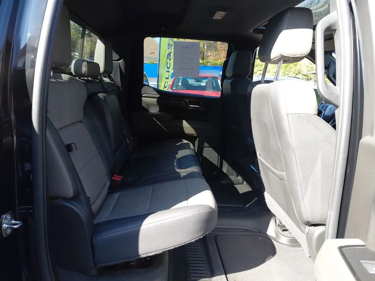 Chevrolet Silverado 6.2 Zr2 4x4 At 4p año 2023