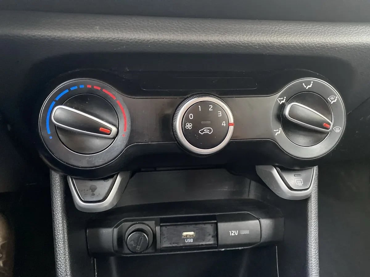 Kia Morning 1.0 Ex 4x2 Hb Abs 5mt 5p año 2022