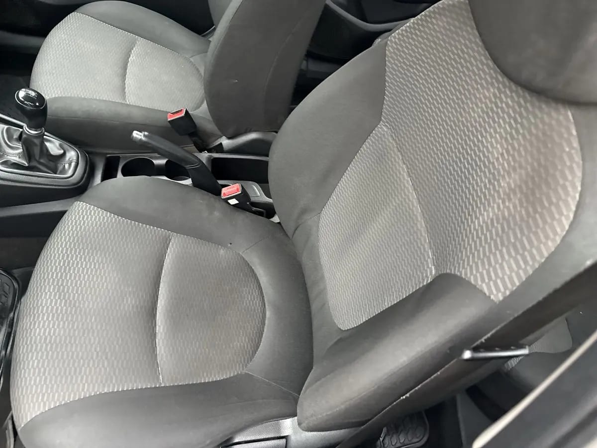 Hyundai Verna 1.4 Cb Plus 4x2 Mt5 4p año 2021