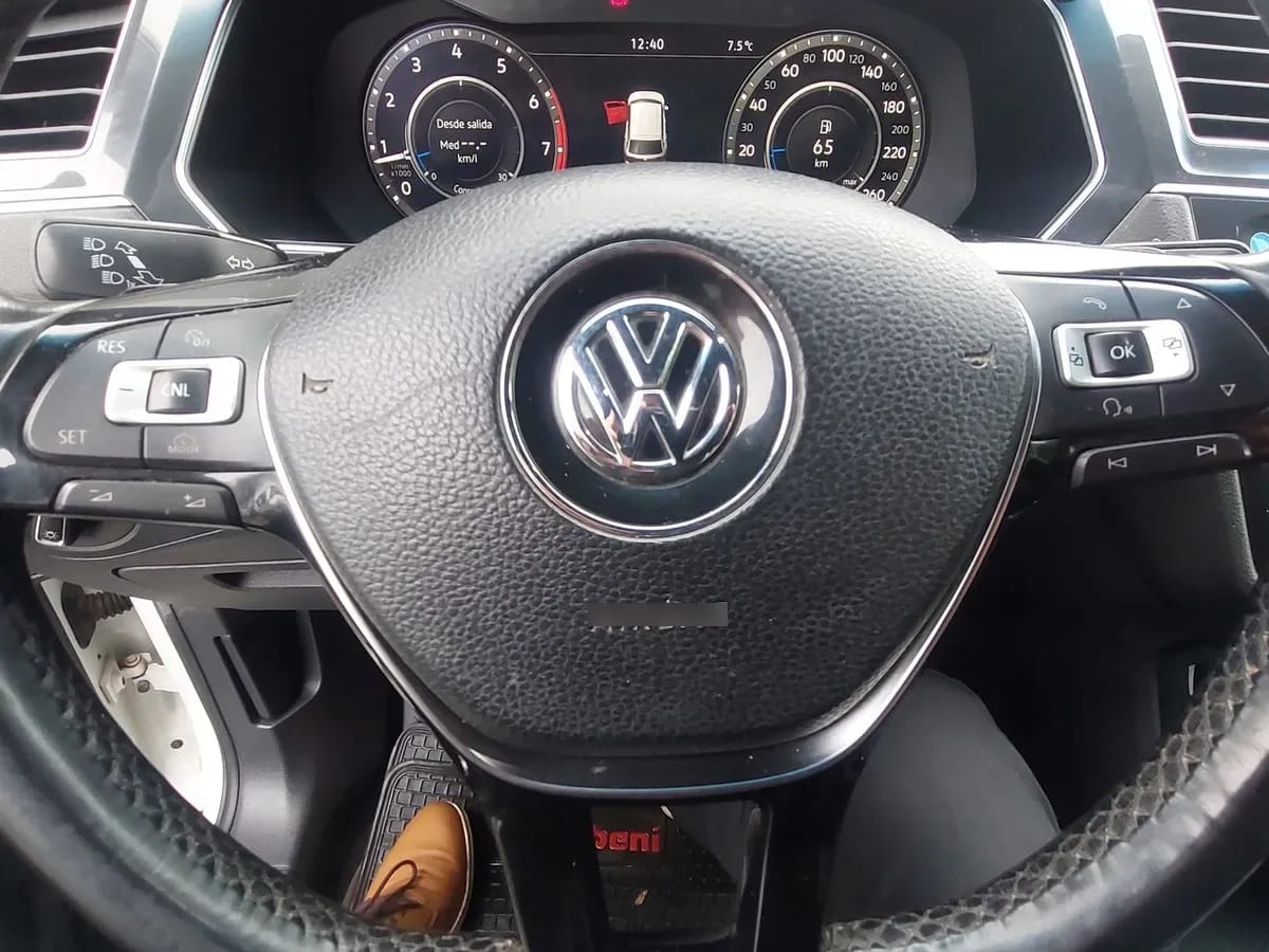 Volkswagen Tiguan 2.0 Tsi Limited 4motion 4x4 At 5p año 2019