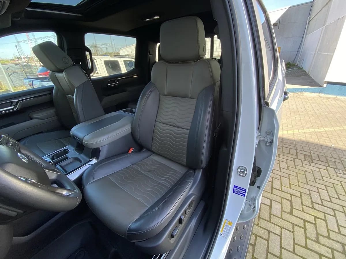 Chevrolet Silverado 6.2 Zr2 4x4 At 4p año 2023