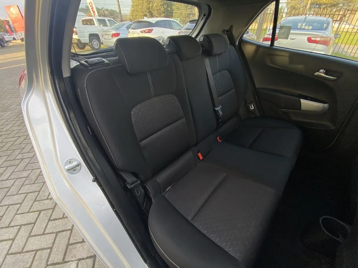 Kia Morning 1.0 Ex 4x2 Hb Abs 5mt 5p año 2022