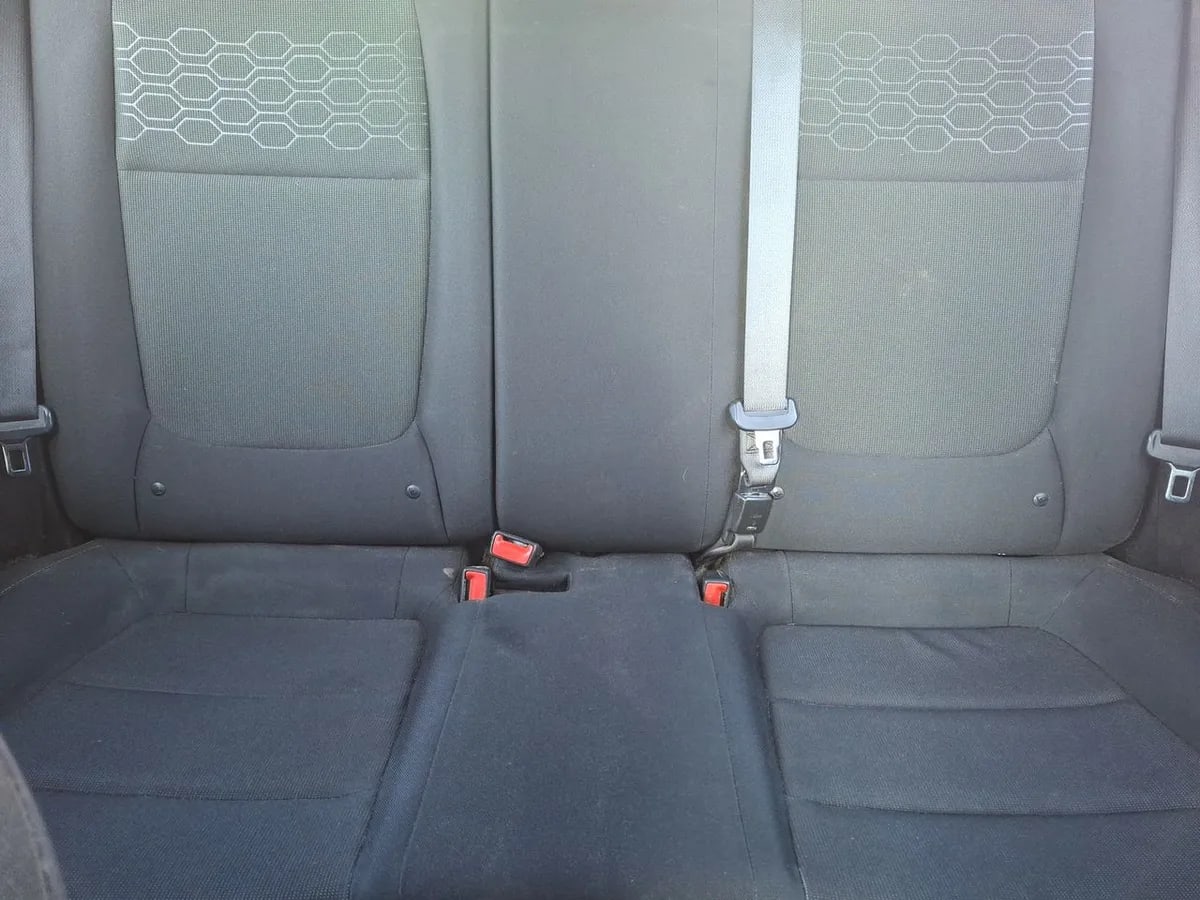 Kia Rio 5 1.4 Ex 4x2 Ac Ci 6mt 5p año 2021