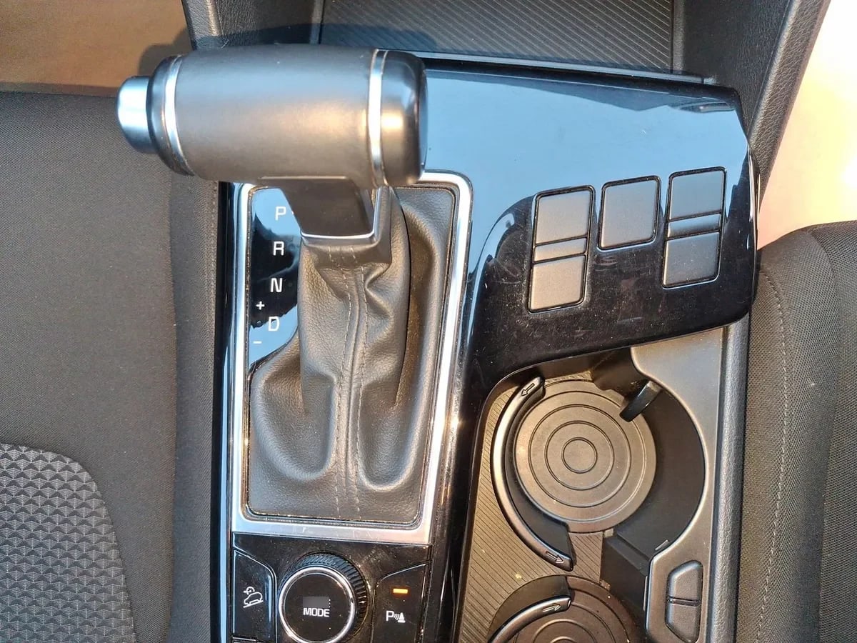 Kia Sportage 2.0 Ex Dies 2wd 8at 5p año 2025
