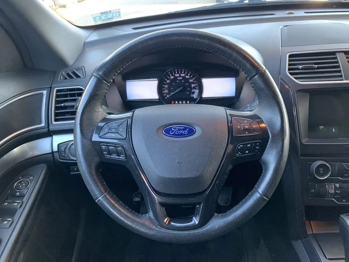 Ford Explorer 3.5 Xlt 4x2 At 5p año 2018