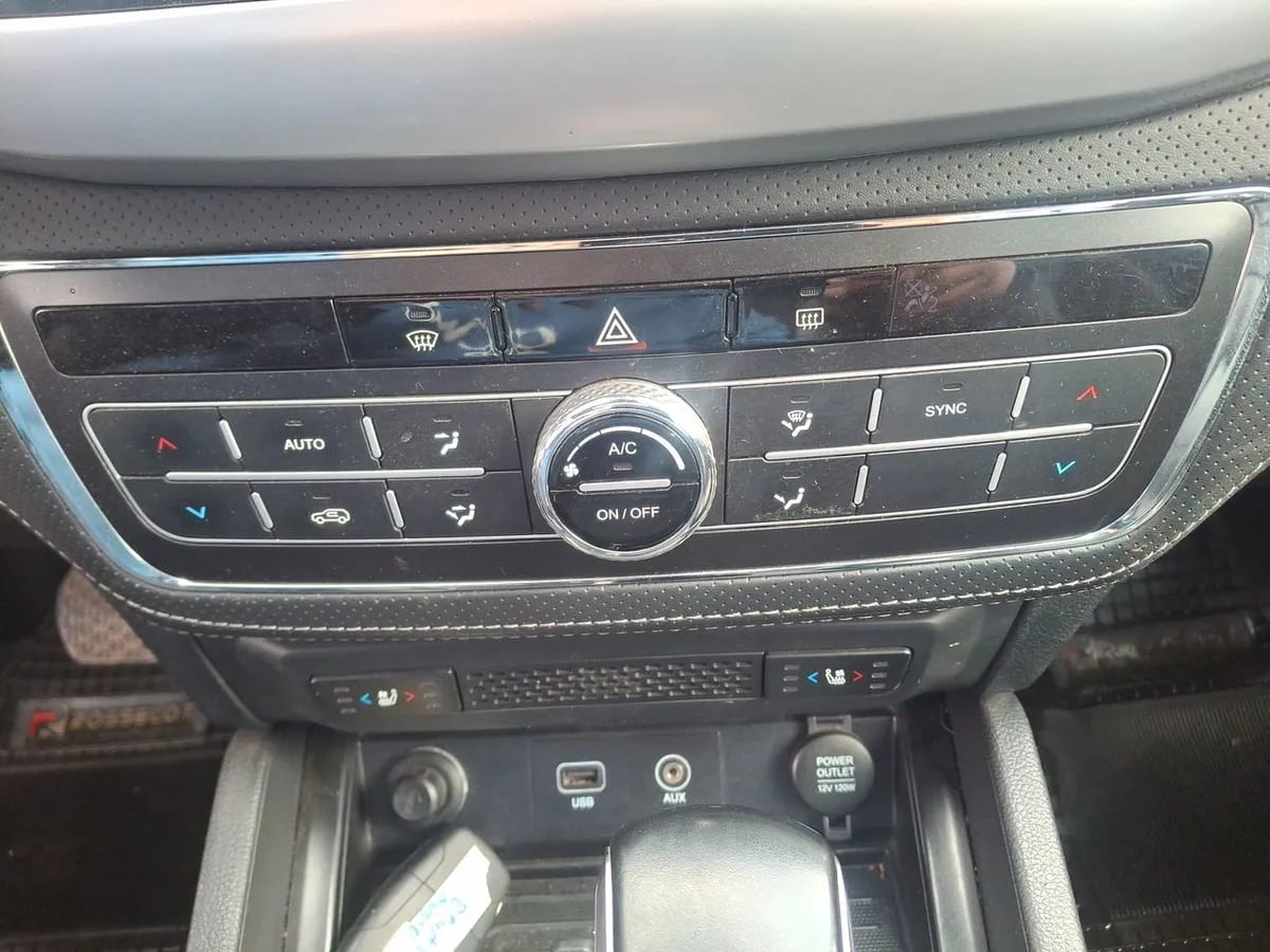 Ssangyong Musso 2.2 Grand Limited Td Diesel 4wd At6 4p año 2022