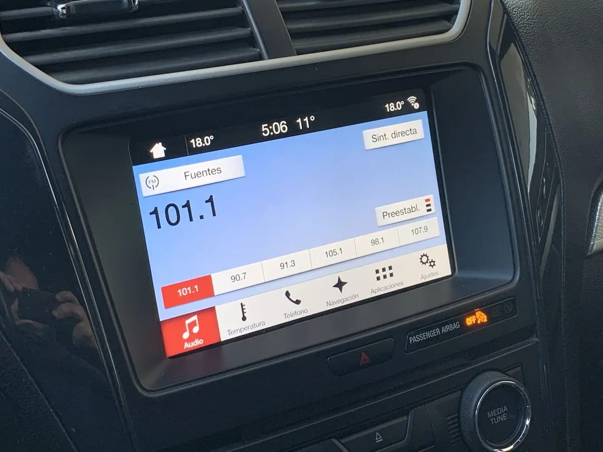 Ford Explorer 3.5 Xlt 4x2 At 5p año 2018