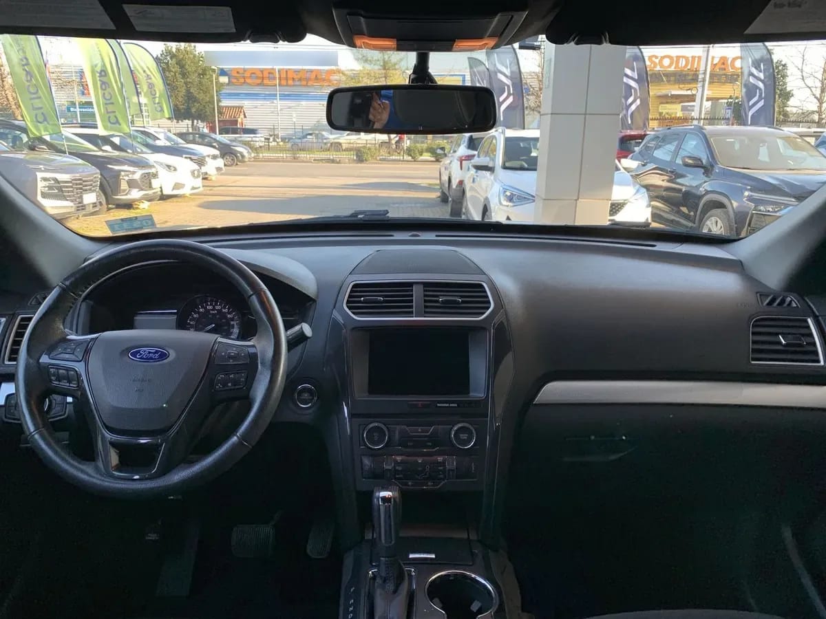 Ford Explorer 3.5 Xlt 4x2 At 5p año 2018