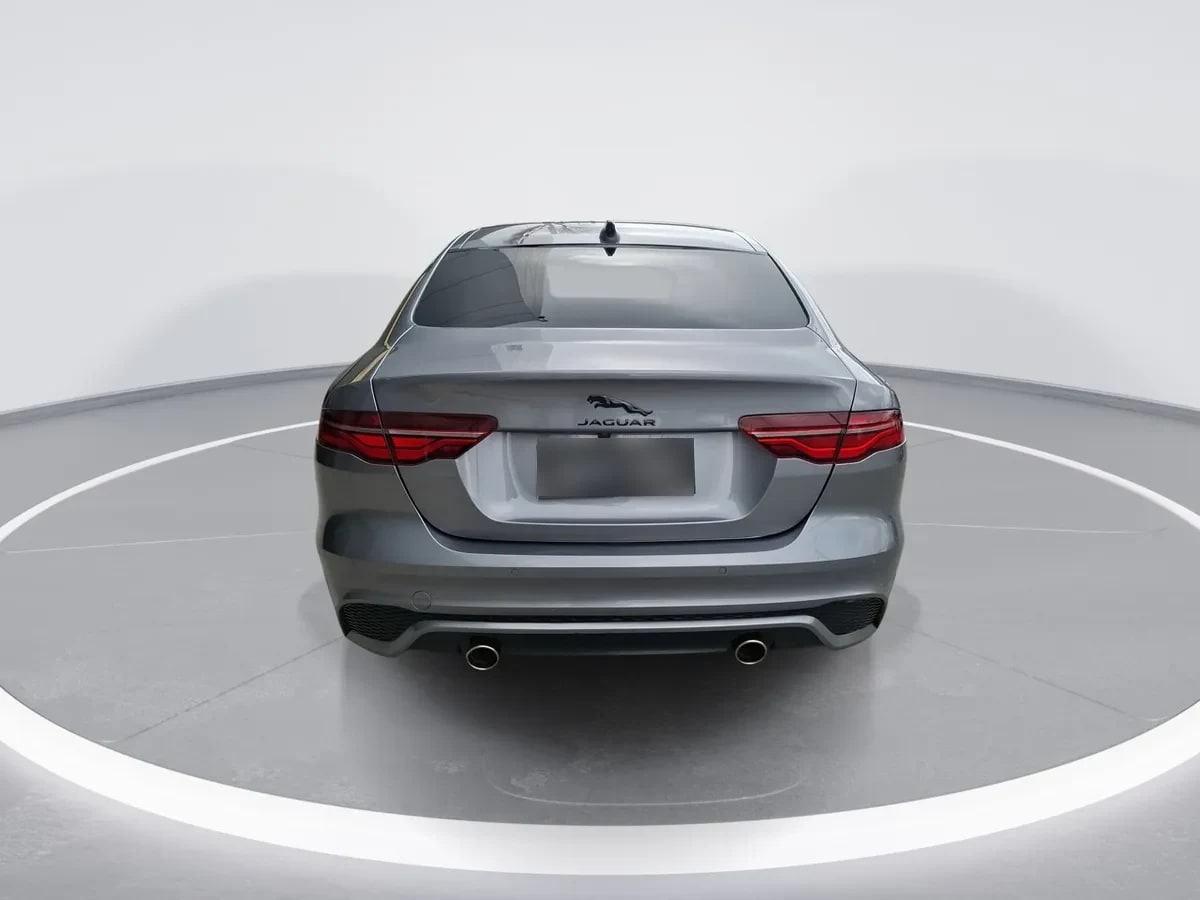 Jaguar Xe 2.0 R Dynamic S Rwd 4x2 250hp At 4p año 2024