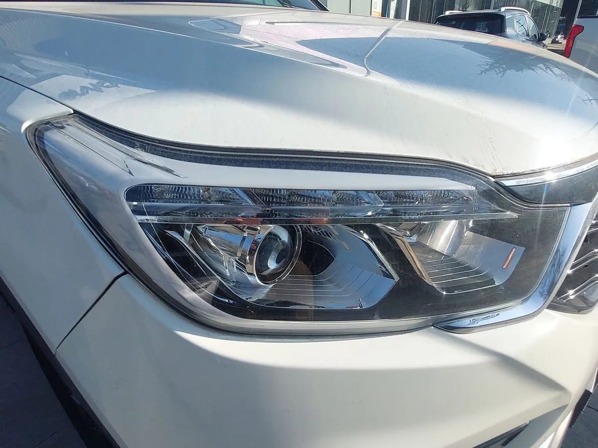 Ssangyong Rexton 2.2 Yrx201 Diesel 4x2 At 5p año 2018
