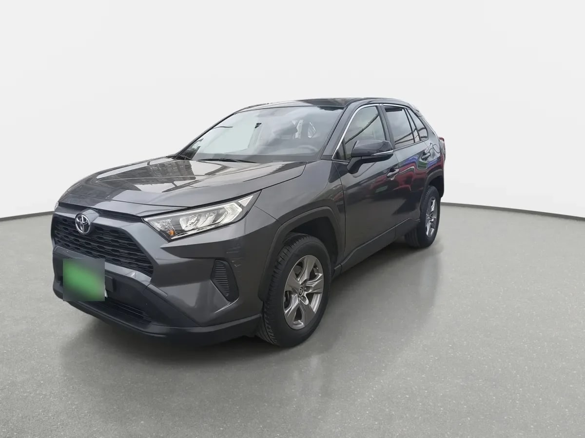 Toyota Rav 4 2.0 Le 4x2 Mt 5p año 2022