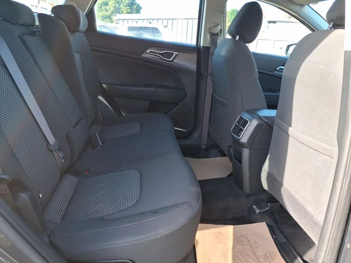 Kia Sportage 2.0 Ex Dies 2wd 8at 5p año 2025
