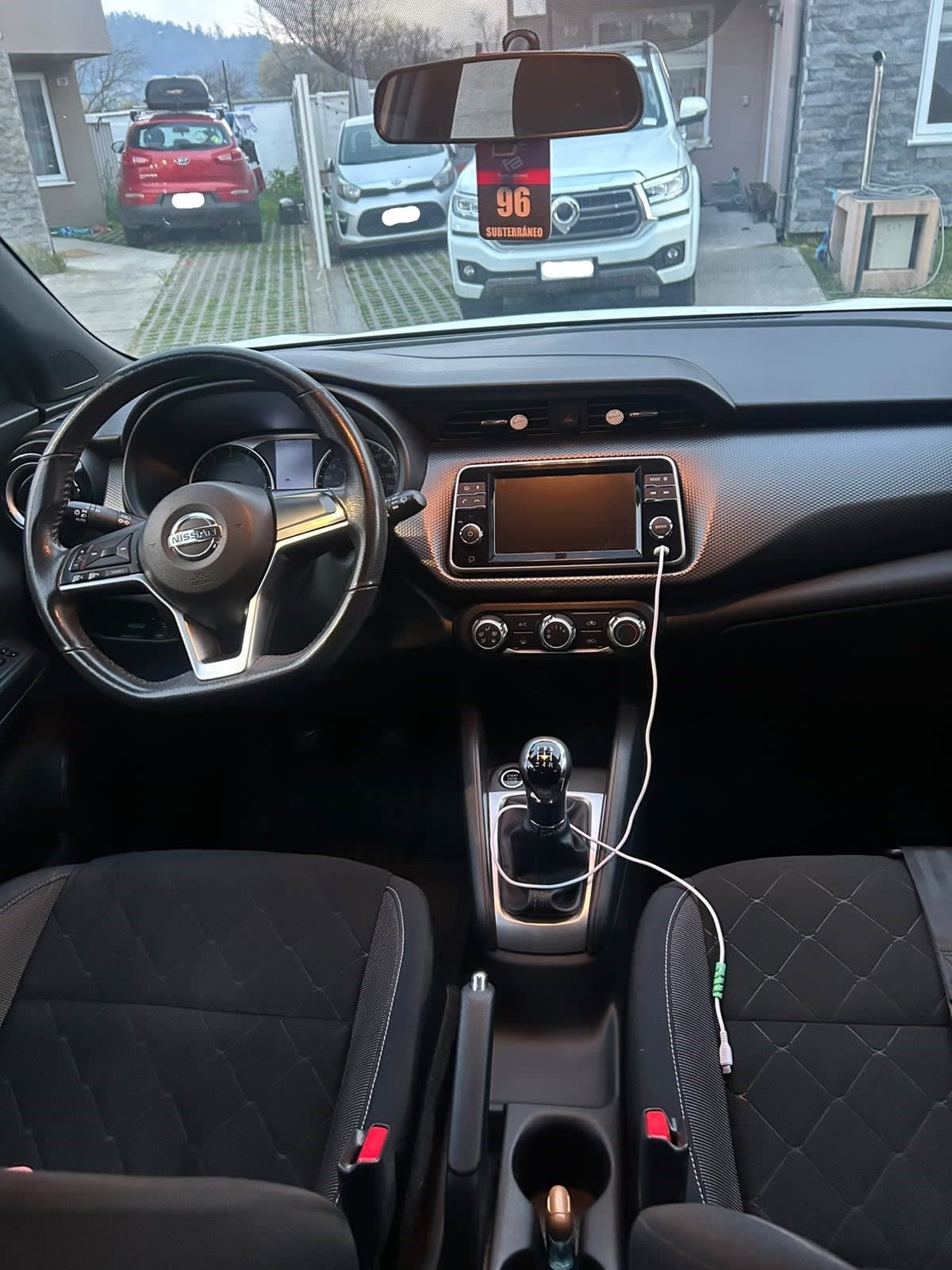 NISSAN KICKS 1.6 Advance Mt año 2019
