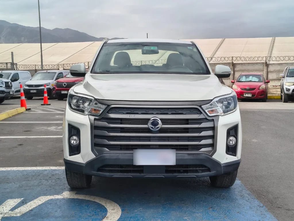 Ssangyong Grand Musso 2.2 4x2 Mt Full-Ql612 año 2023