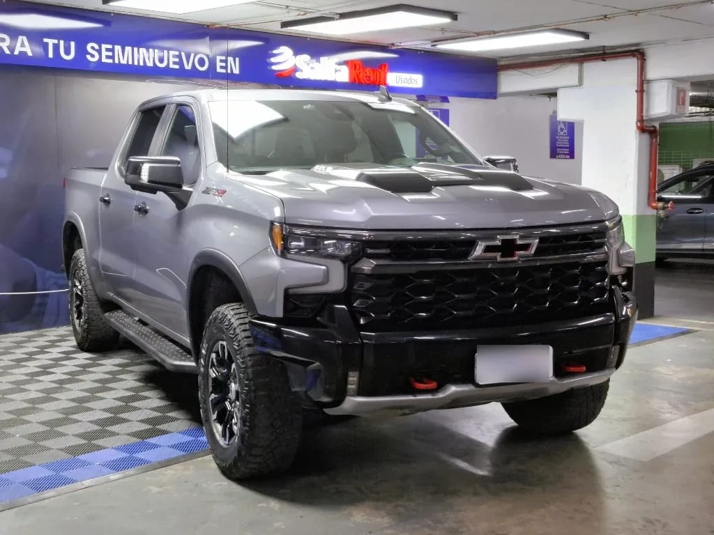 Chevrolet Silverado Silverado Cc Zr2 6.2l At 4wd N2 Onstar año 2023