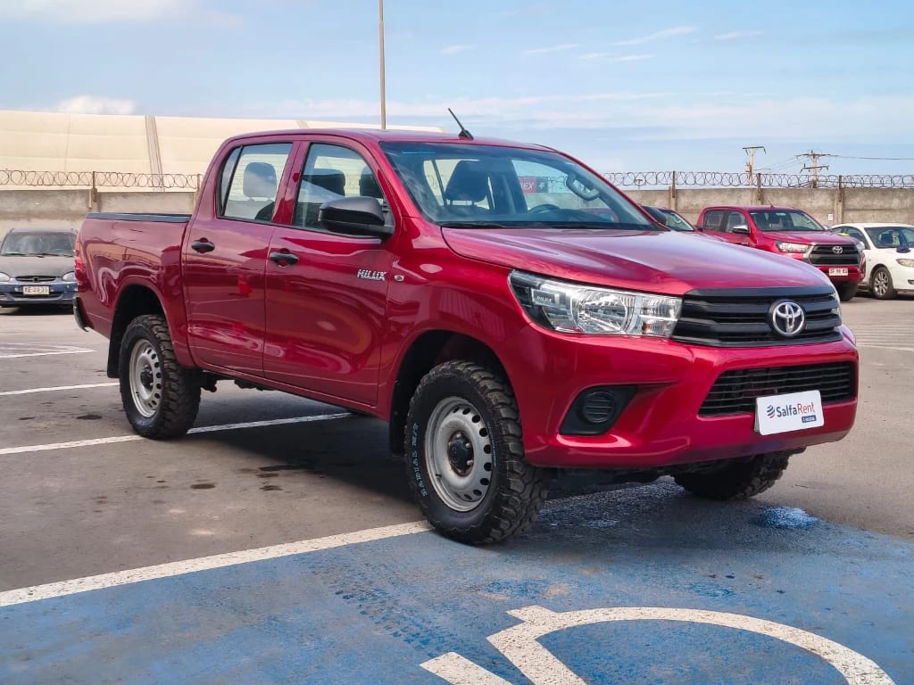 Toyota Hilux Dc 4x4 2.4 D Dx Mt año 2024