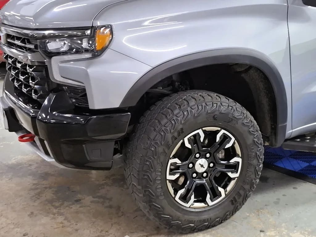 Chevrolet Silverado Silverado Cc Zr2 6.2l At 4wd N2 Onstar año 2023