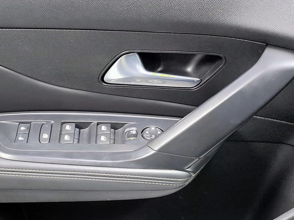 Peugeot 308 308 Allure Bluehdi 130 Eat8 año 2023
