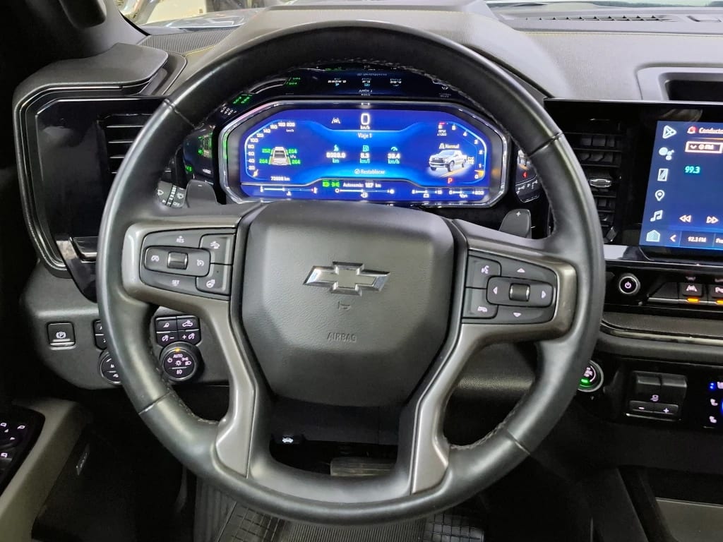 Chevrolet Silverado Silverado Cc Zr2 6.2l At 4wd N2 Onstar año 2023