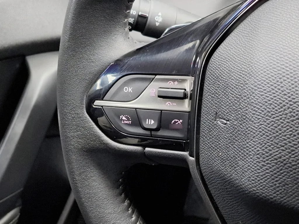 Peugeot 308 308 Allure Bluehdi 130 Eat8 año 2023