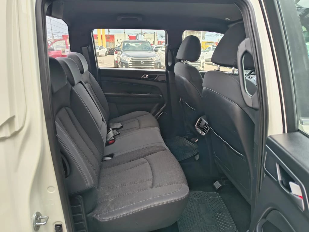 Ssangyong Grand Musso 2.2 4x2 Mt Full-Ql612 año 2023