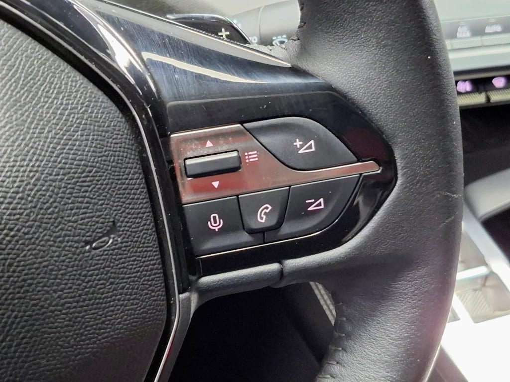 Peugeot 308 308 Allure Bluehdi 130 Eat8 año 2023