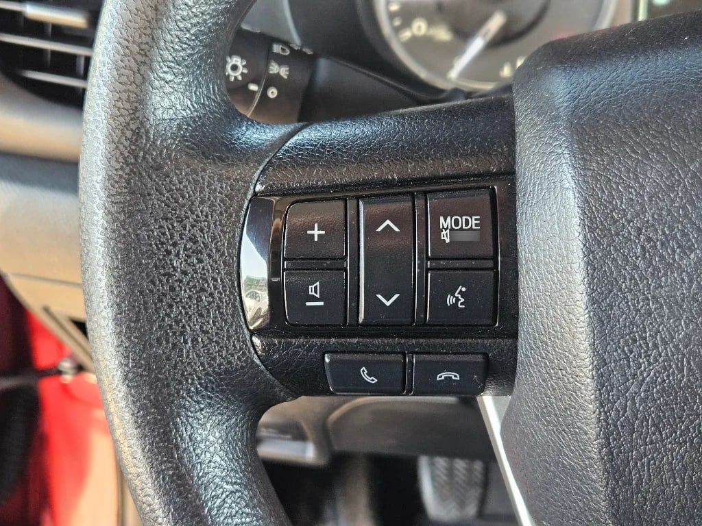 Toyota Hilux Hilux Dc 4x4 2.4 D Dx Mt año 2024