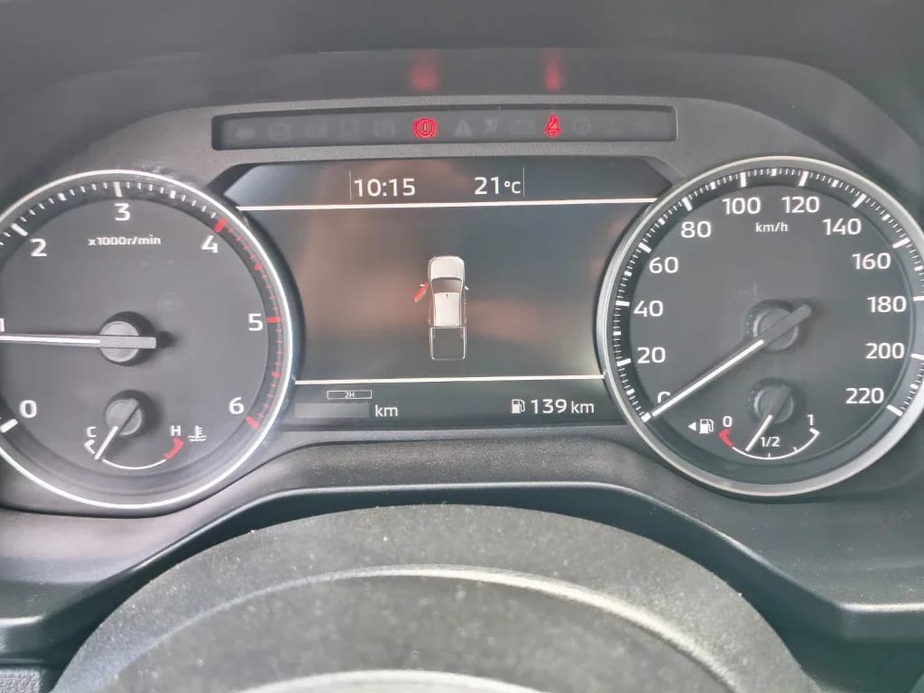 Mitsubishi L200 Katana D/c 2.4 Tdi Mt Xrt 4x4 año 2024
