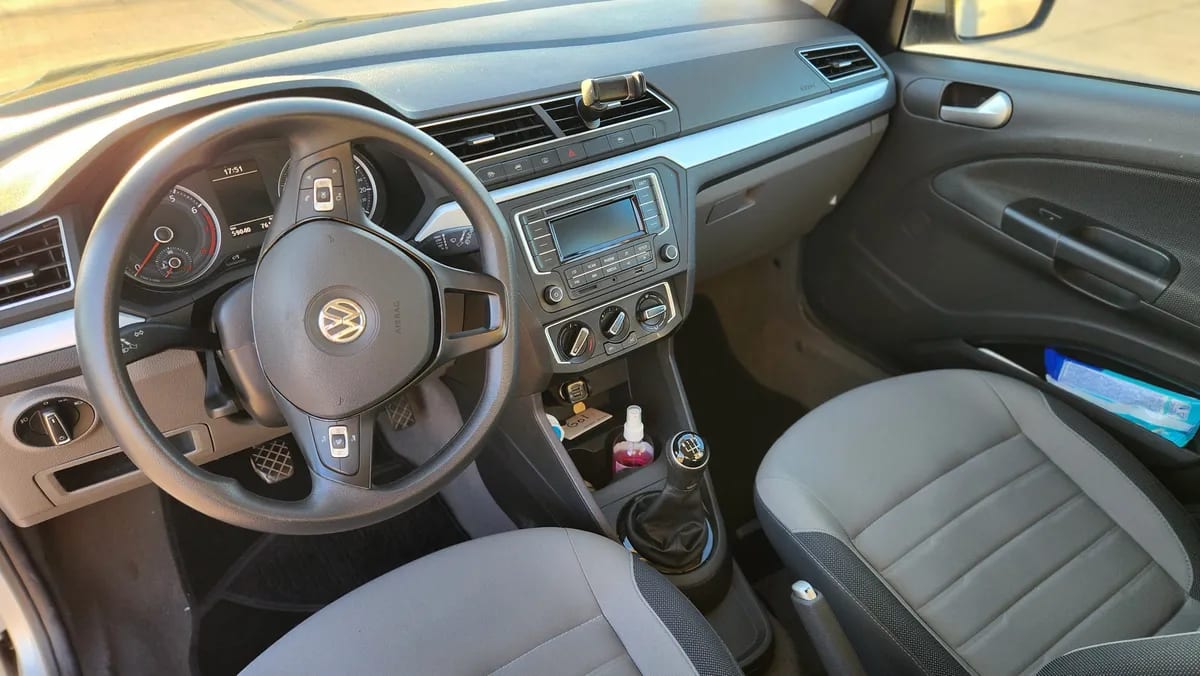 VOLKSWAGEN GOL 1.6 2ab Mt año 2019