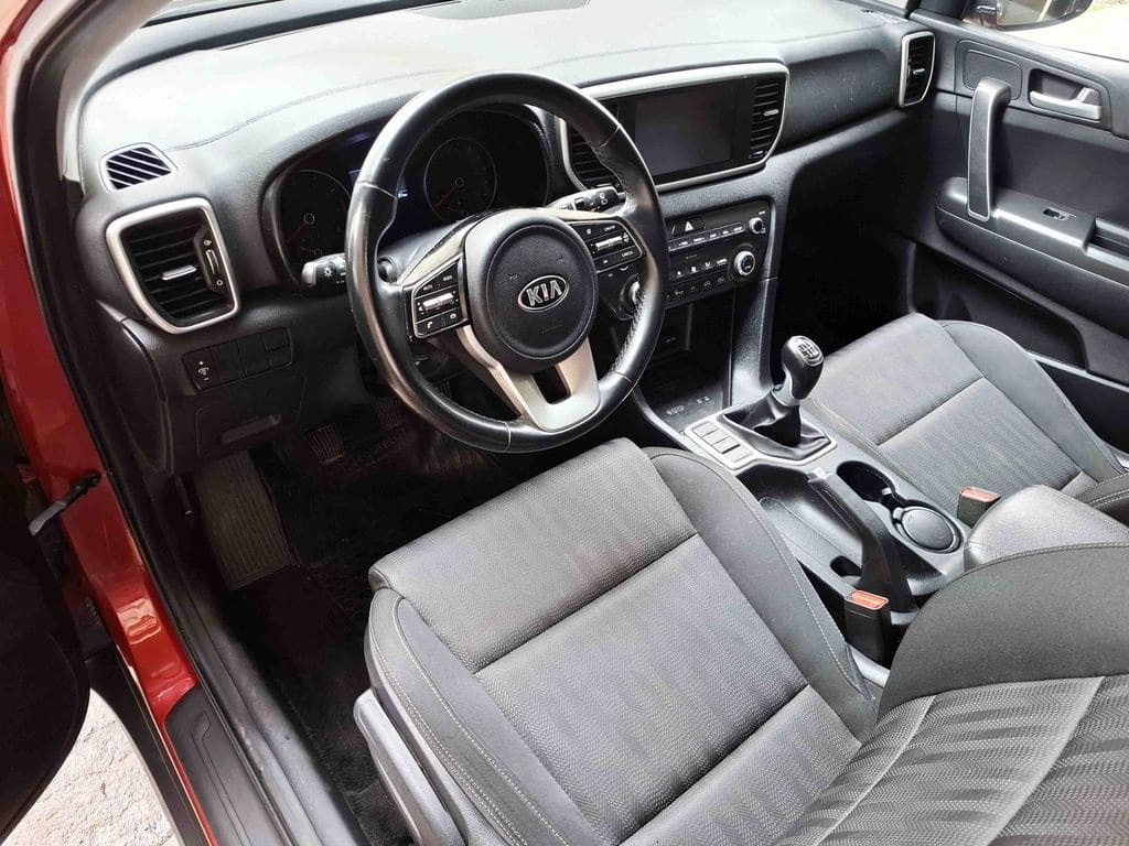 Kia Sportage 2.0 Lx 2wd Special Pack 6mt 5p año 2020
