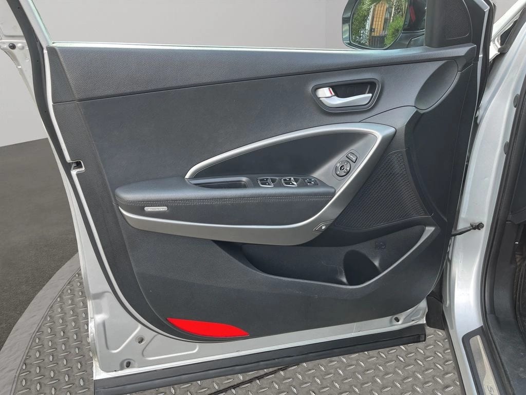 Hyundai Santa Fe 2.2 Gls Crdi Diesel 4wd Dm At 5p año 2018