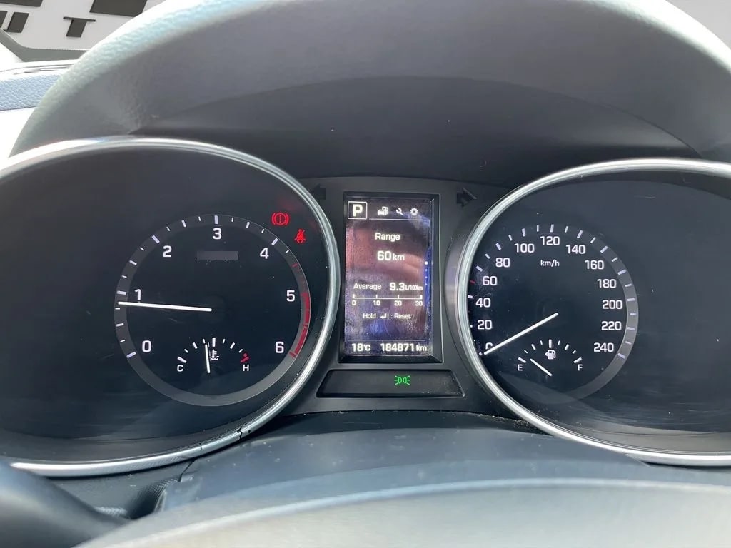Hyundai Santa Fe 2.2 Gls Crdi Diesel 4wd Dm At 5p año 2018