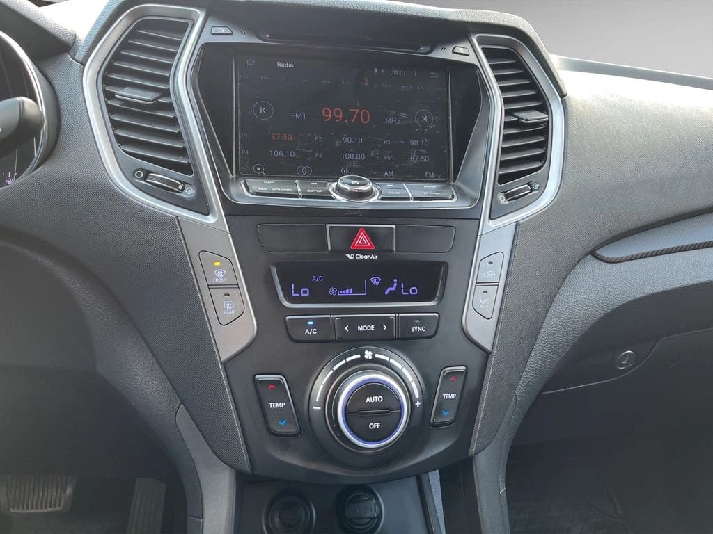 Hyundai Santa Fe 2.2 Gls Crdi Diesel 4wd Dm At 5p año 2018