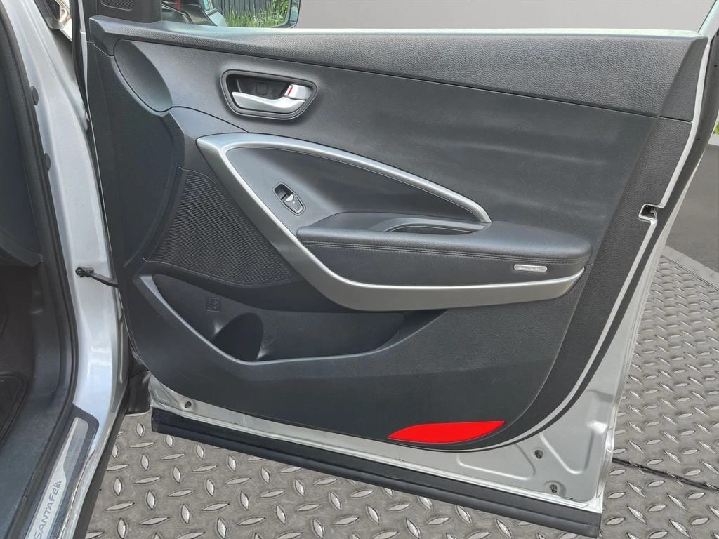 Hyundai Santa Fe 2.2 Gls Crdi Diesel 4wd Dm At 5p año 2018