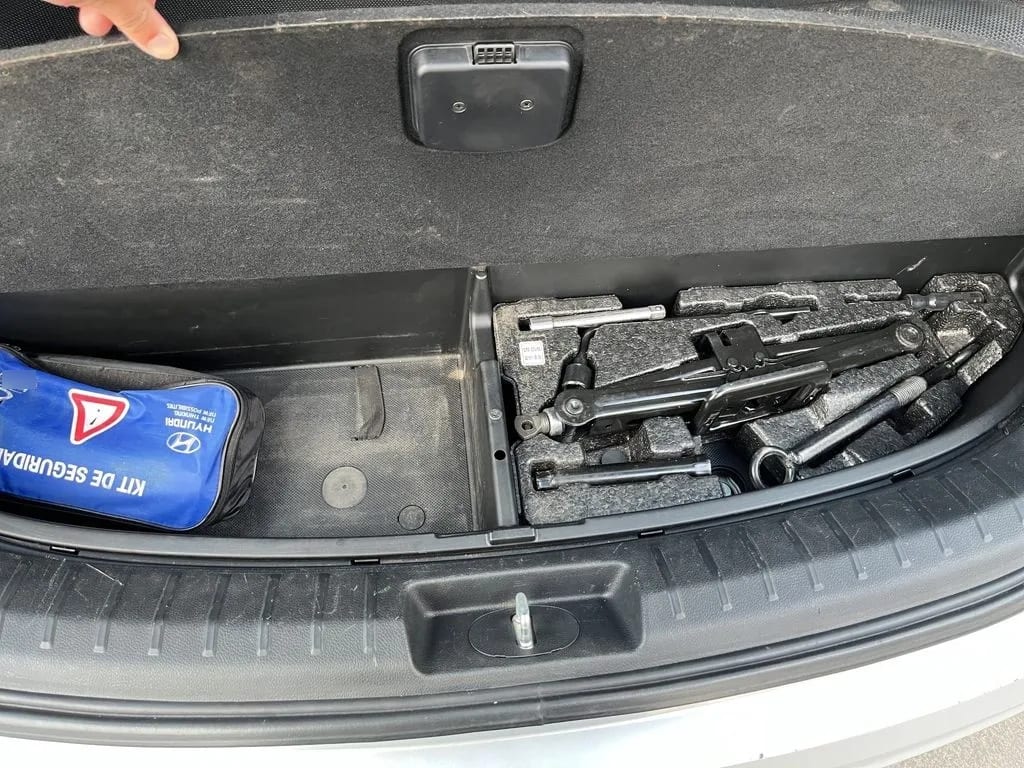 Hyundai Santa Fe 2.2 Gls Crdi Diesel 4wd Dm At 5p año 2018