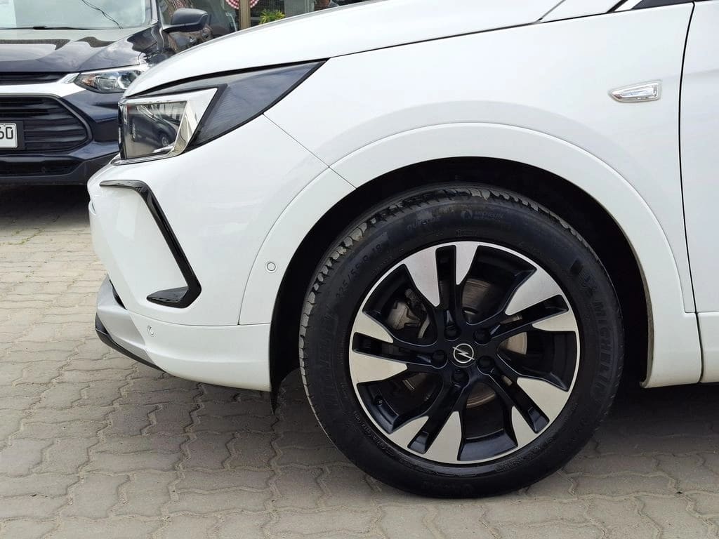 Opel Grandland 1.2t Ultimate 4x2 At 5p año 2023