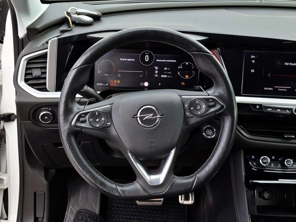 Opel Grandland 1.2t Ultimate 4x2 At 5p año 2023