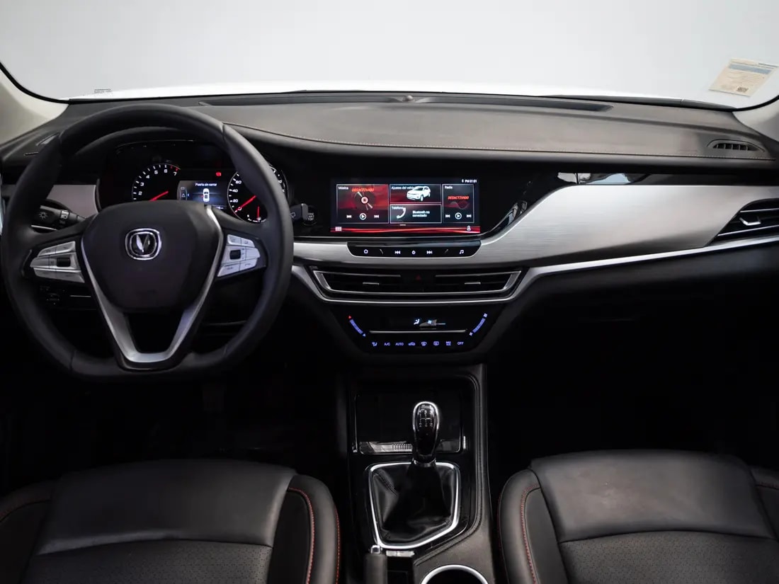 Geely Coolray 1.5 Exclusive 7dct At año 2024