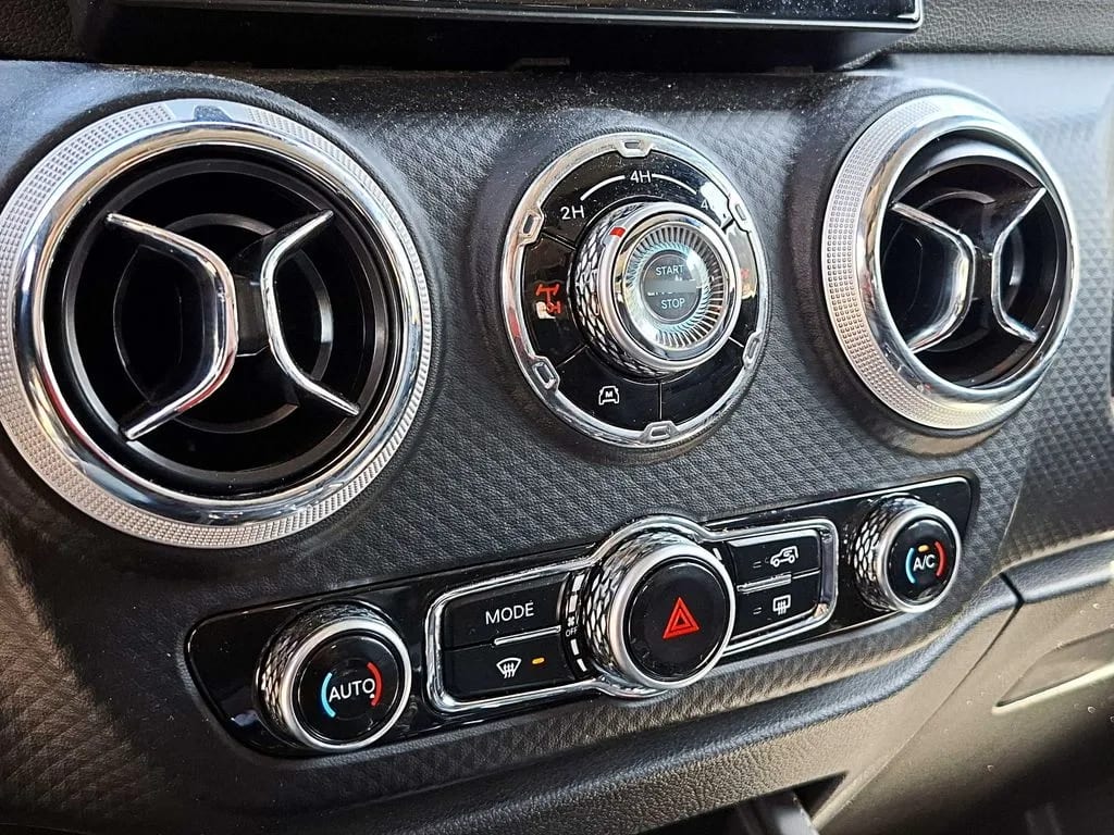 BAIC Bj40 2.0 Elite 4x2 At 5p año 2024
