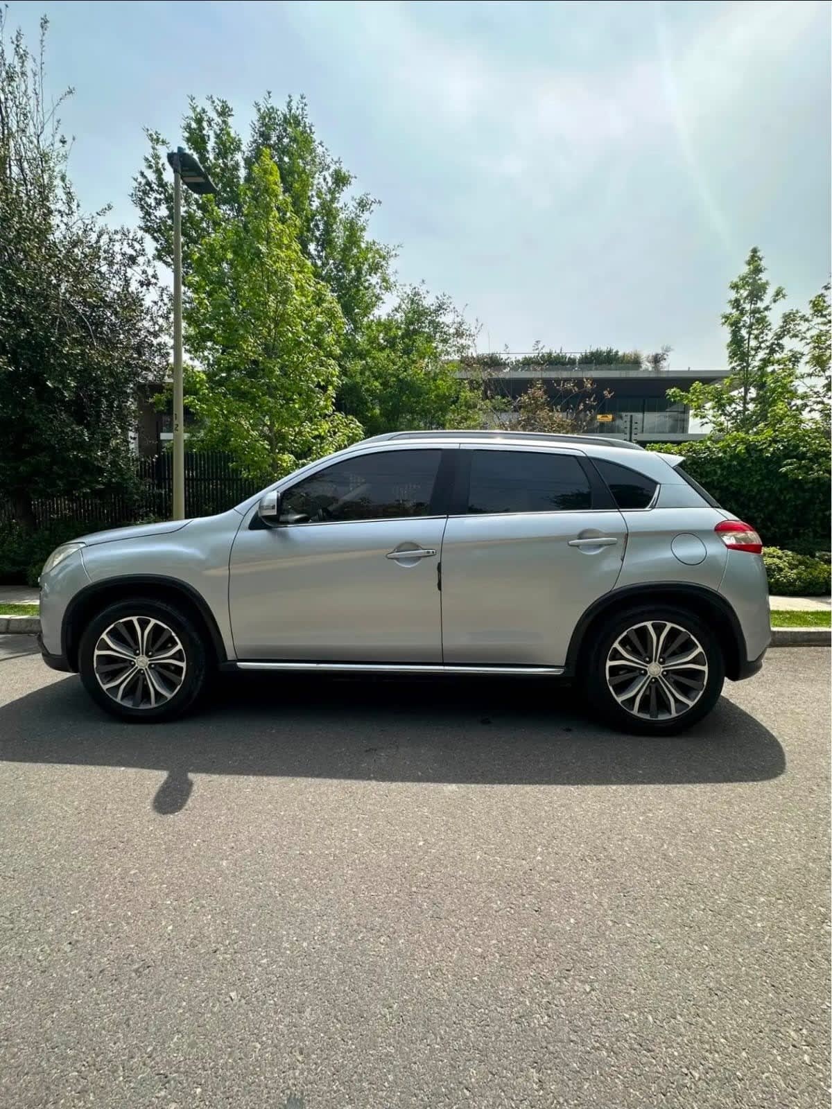 PEUGEOT 4008 2.0 Feline 150hp At 4x4 año 2015