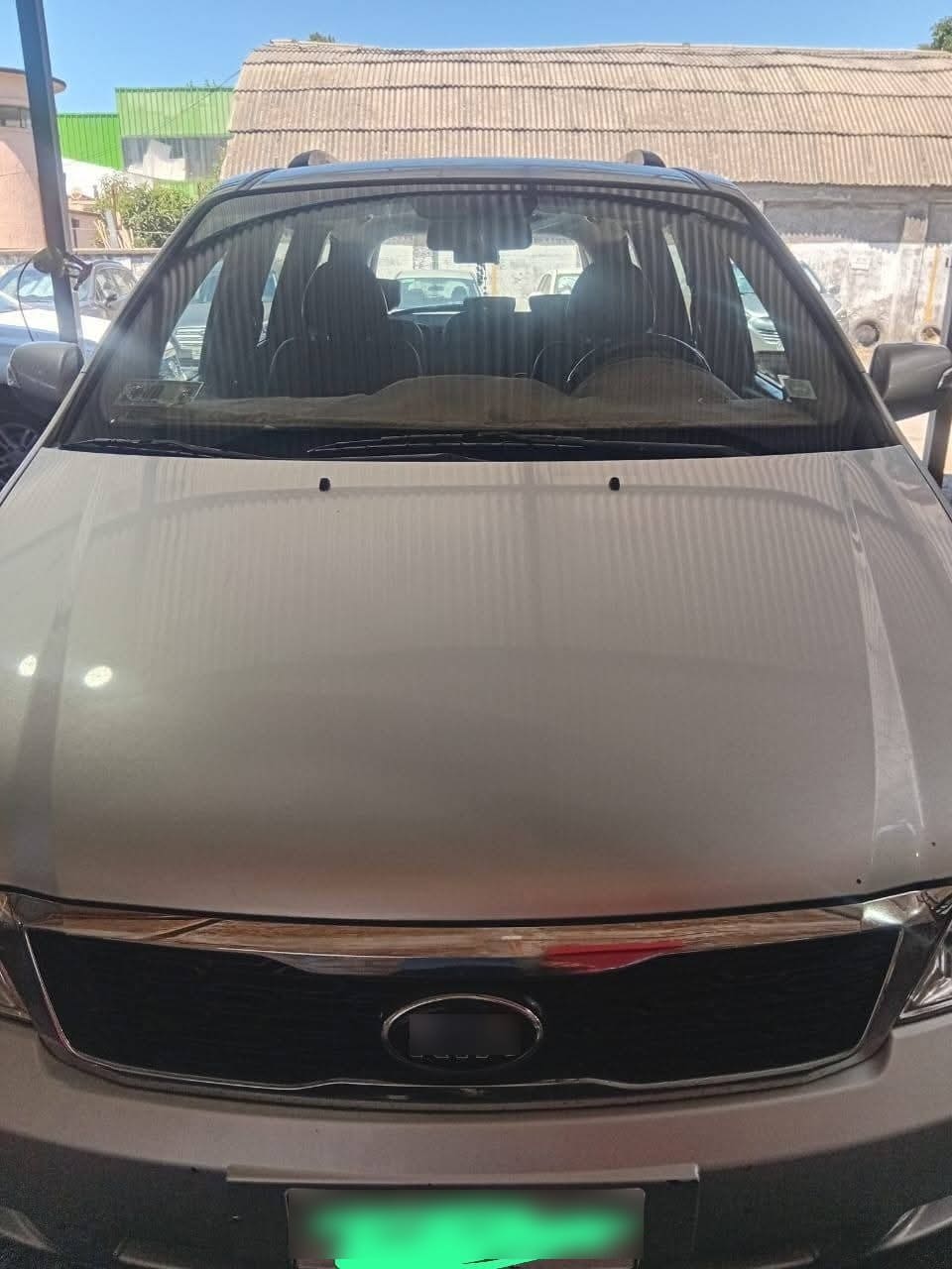KIA MOTORS GRAND CARNIVAL Otra año 2012