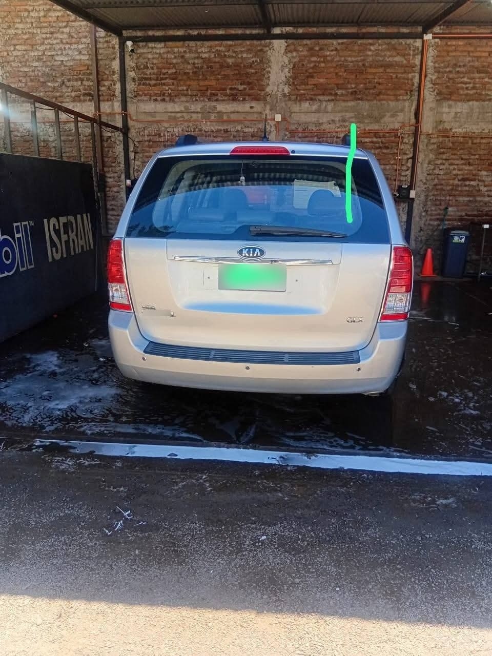 KIA MOTORS GRAND CARNIVAL Otra año 2012