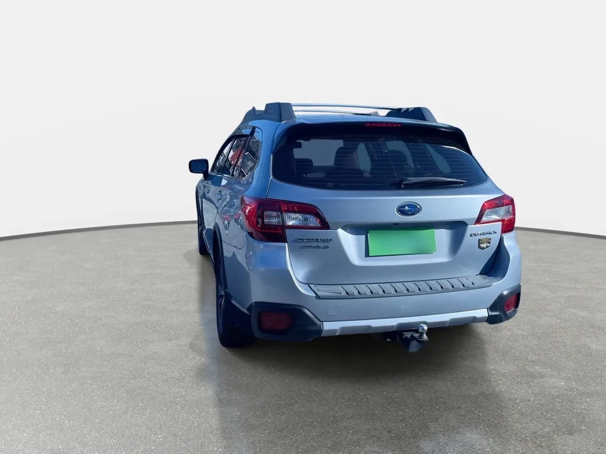 Subaru Outback 2.5i Limited Eyesight Awd Cvt At 5p año 2021