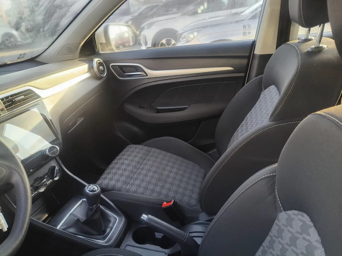 MG Mg Zs 1.5 Std 4x2 Mt 5p año 2022